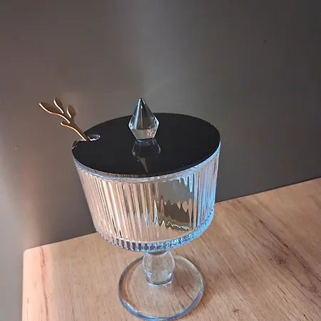 Eagle Nest * 地拉那